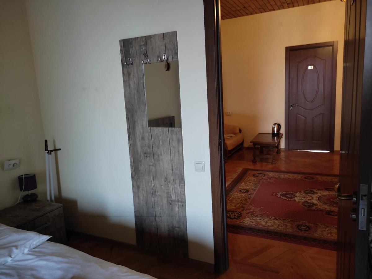 Vedzisi Garden Hotel Tbilisi Esterno foto