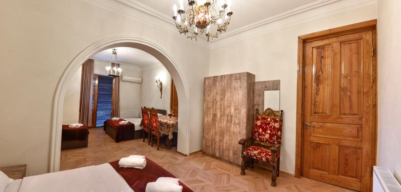 Vedzisi Garden Hotel Tbilisi Esterno foto