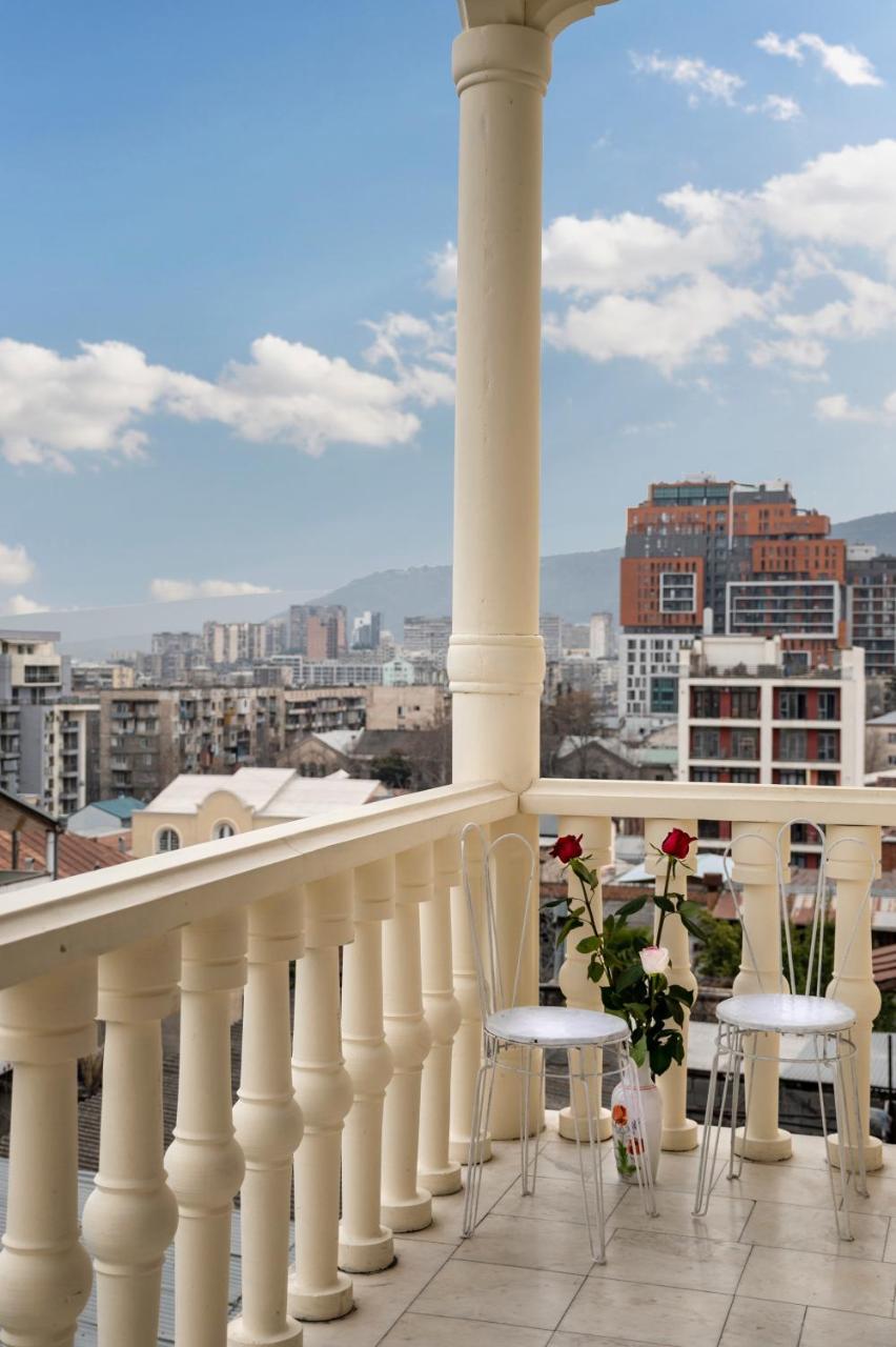 Vedzisi Garden Hotel Tbilisi Esterno foto
